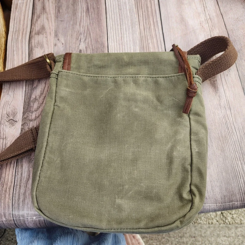 Duluth Trading Co Olive Green Canvas Leather Trim Field Messenger Crossbody Bag